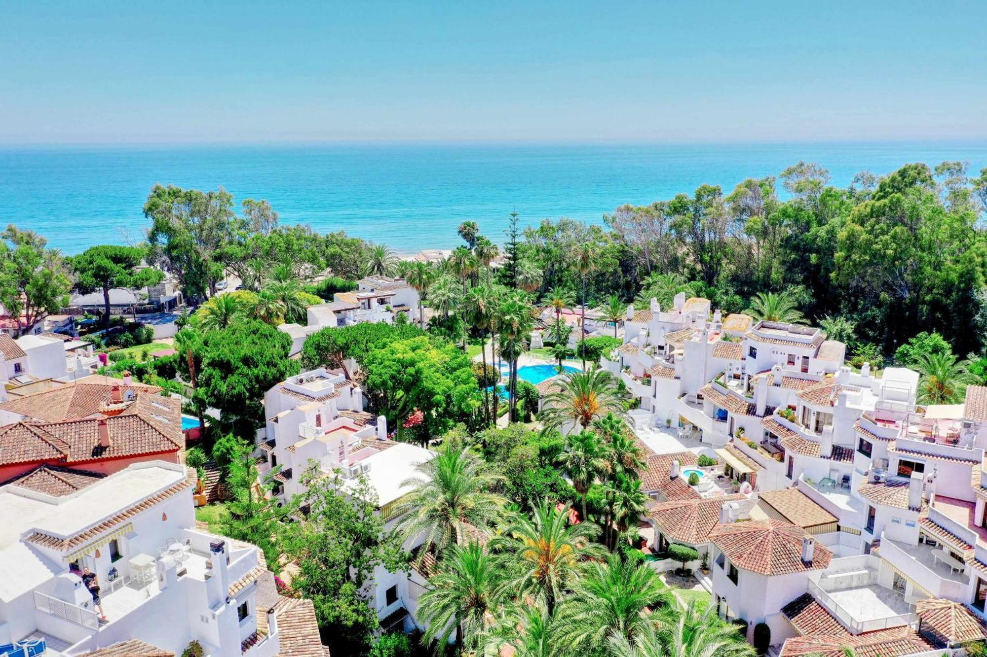 1080 Beachfront Penthouse 3 Floors Jacuzzi 2 Pools Wifi Roof Terrace Marbella Kültér fotó